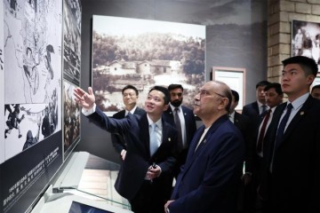 乐鱼体育APP-巴基斯坦总统到访湖南韶山